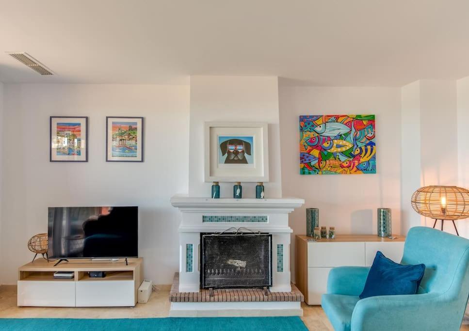 Beachfront Townhouse Estepona Dış mekan fotoğraf