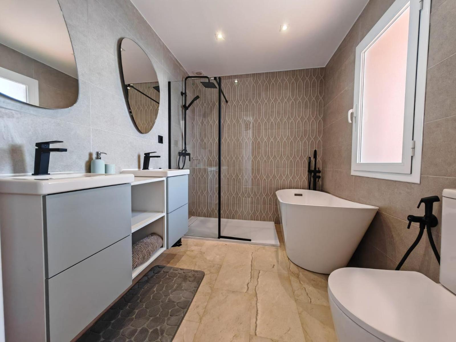 Beachfront Townhouse Estepona Dış mekan fotoğraf