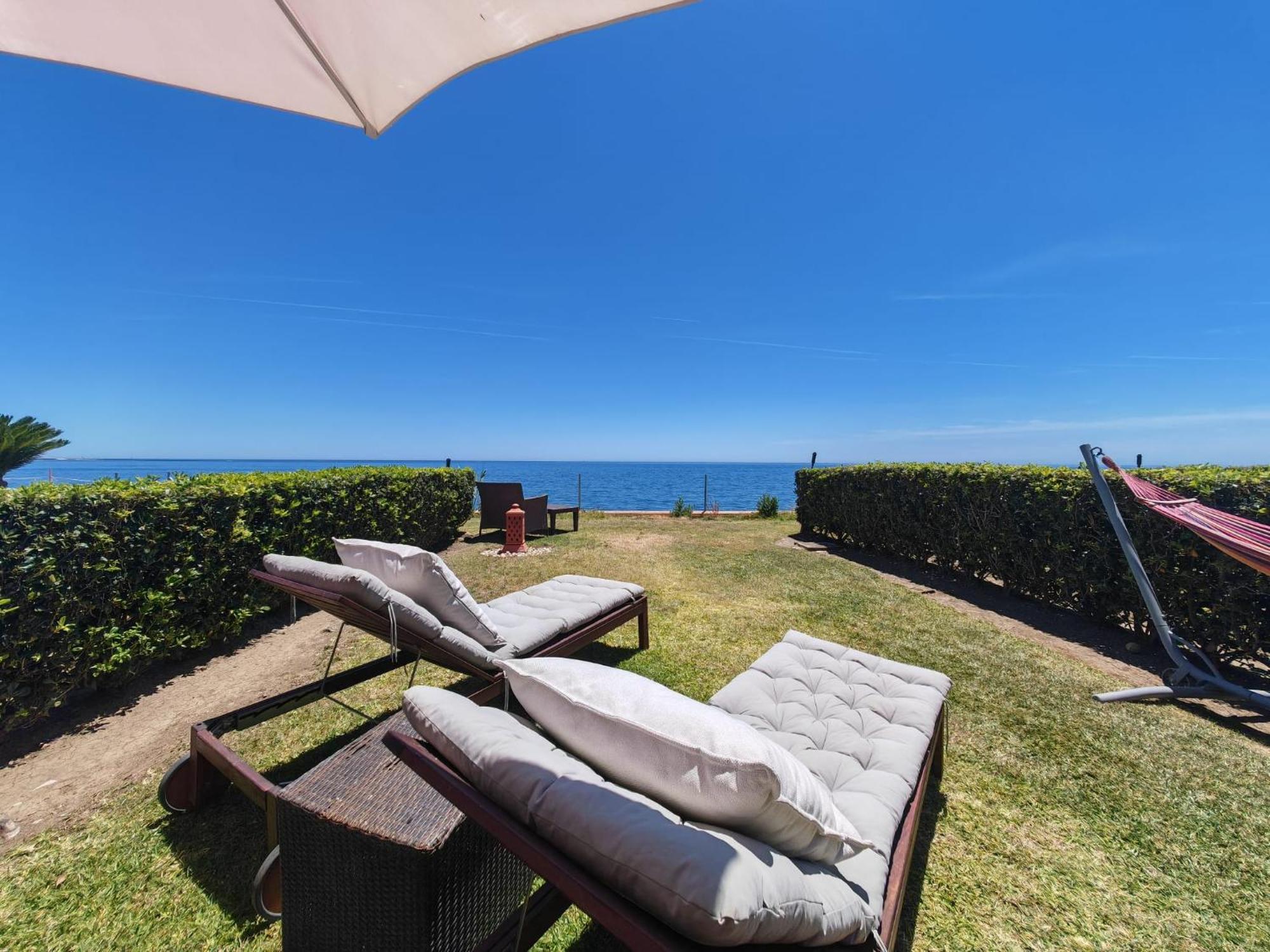 Beachfront Townhouse Estepona Dış mekan fotoğraf